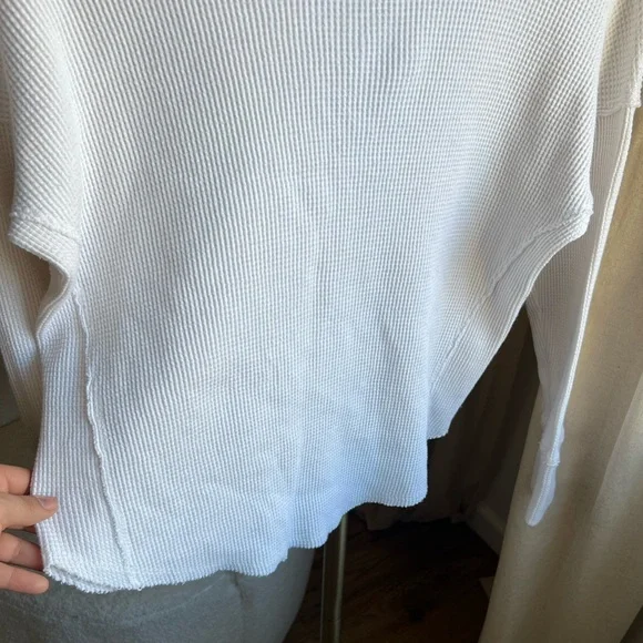 Abercrombie & Fitch Long Sleeve Thermal Tee | Small - Picture 4 of 10
